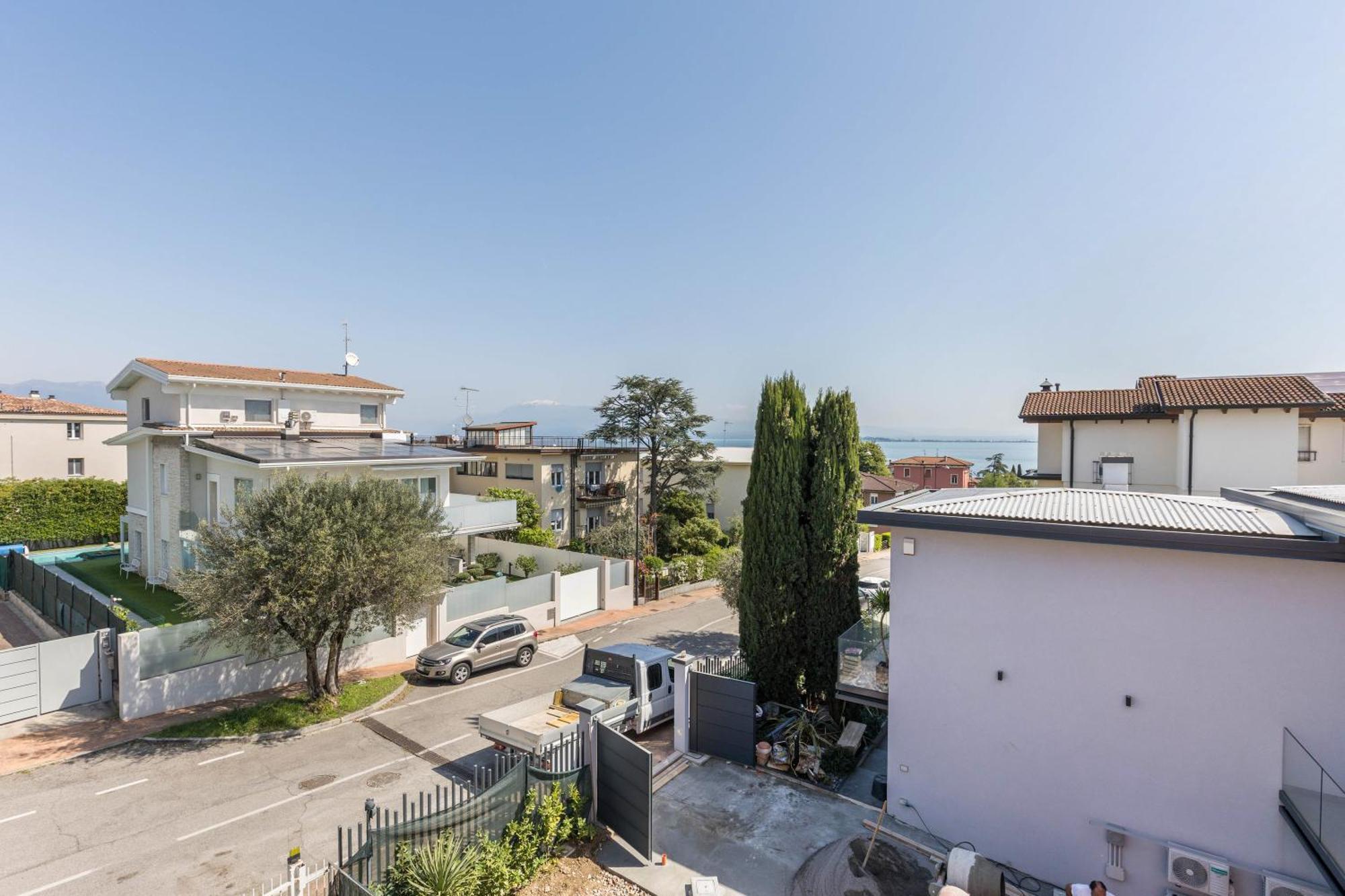 Lake Apartment Desenzano Desenzano del Garda Eksteriør bilde